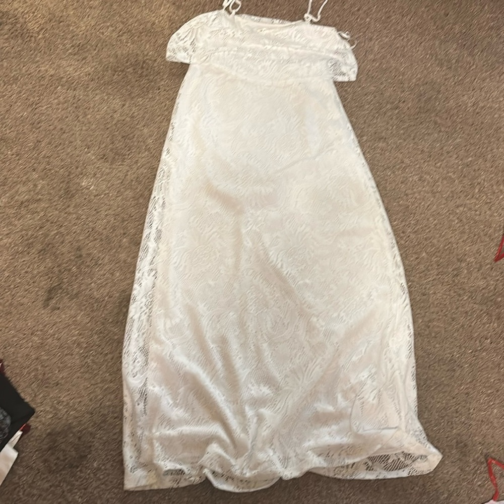 Women’s white dress, size S , perfect wedding dress or special occasion dress